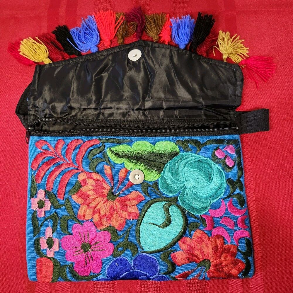 Mexican Embroidered Floral Clutch Crossbody Purse Tassel Handmade Artesanal - Picture 3 of 6